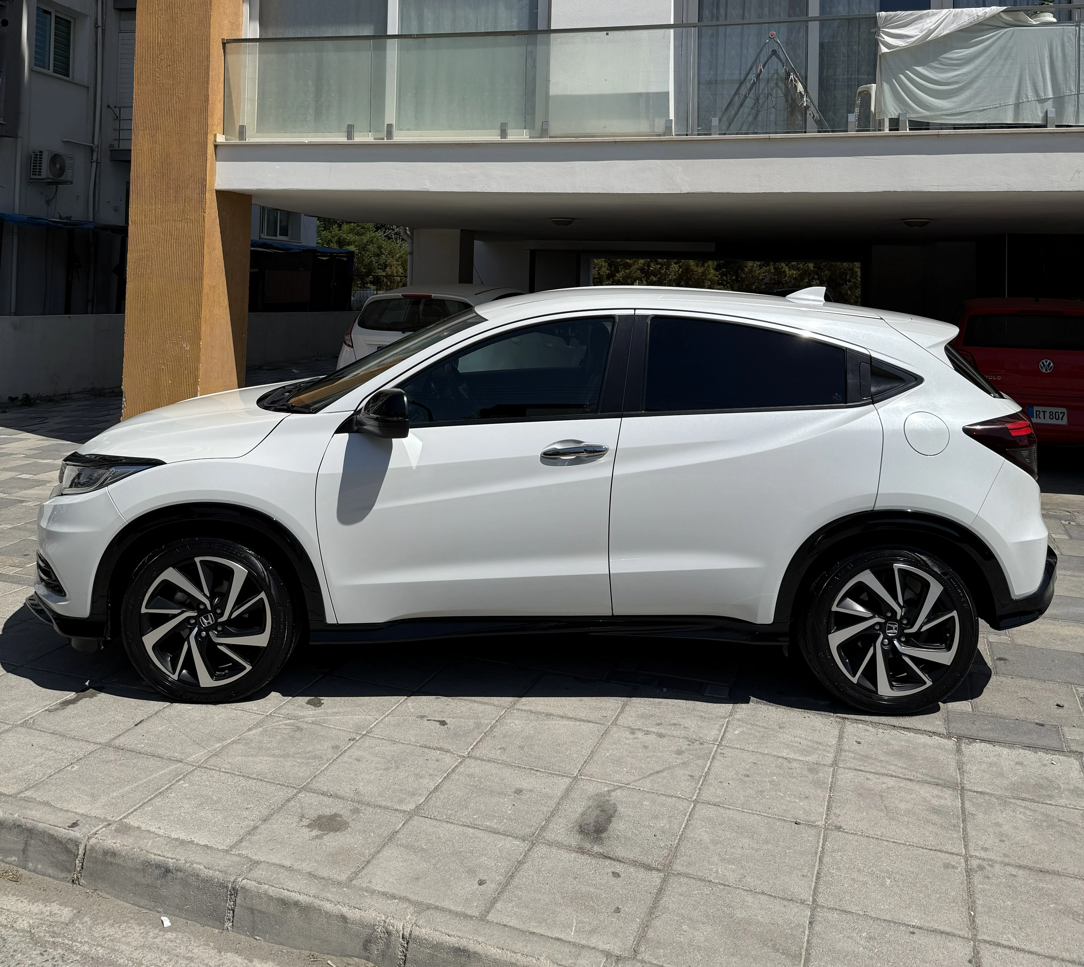 2019 Honda Vezel 1.5 i-VTEC CVT Kıbrıs | KKTC İkinci El Satılık Araba - Thumbnail 6
