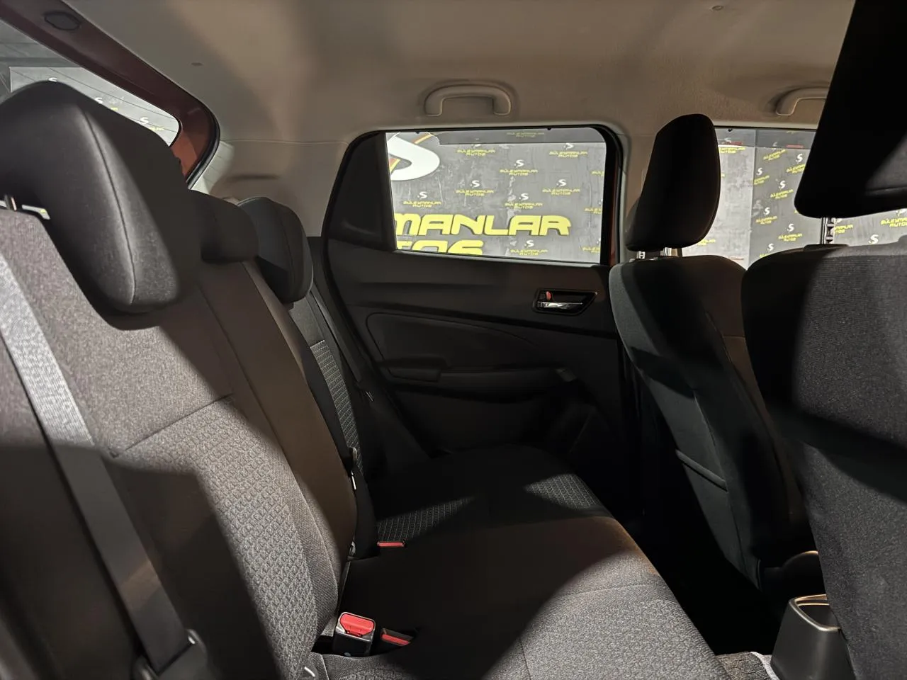 2022 Suzuki Swift 1.2 Kıbrıs | KKTC İkinci El Satılık Araba - Thumbnail 3