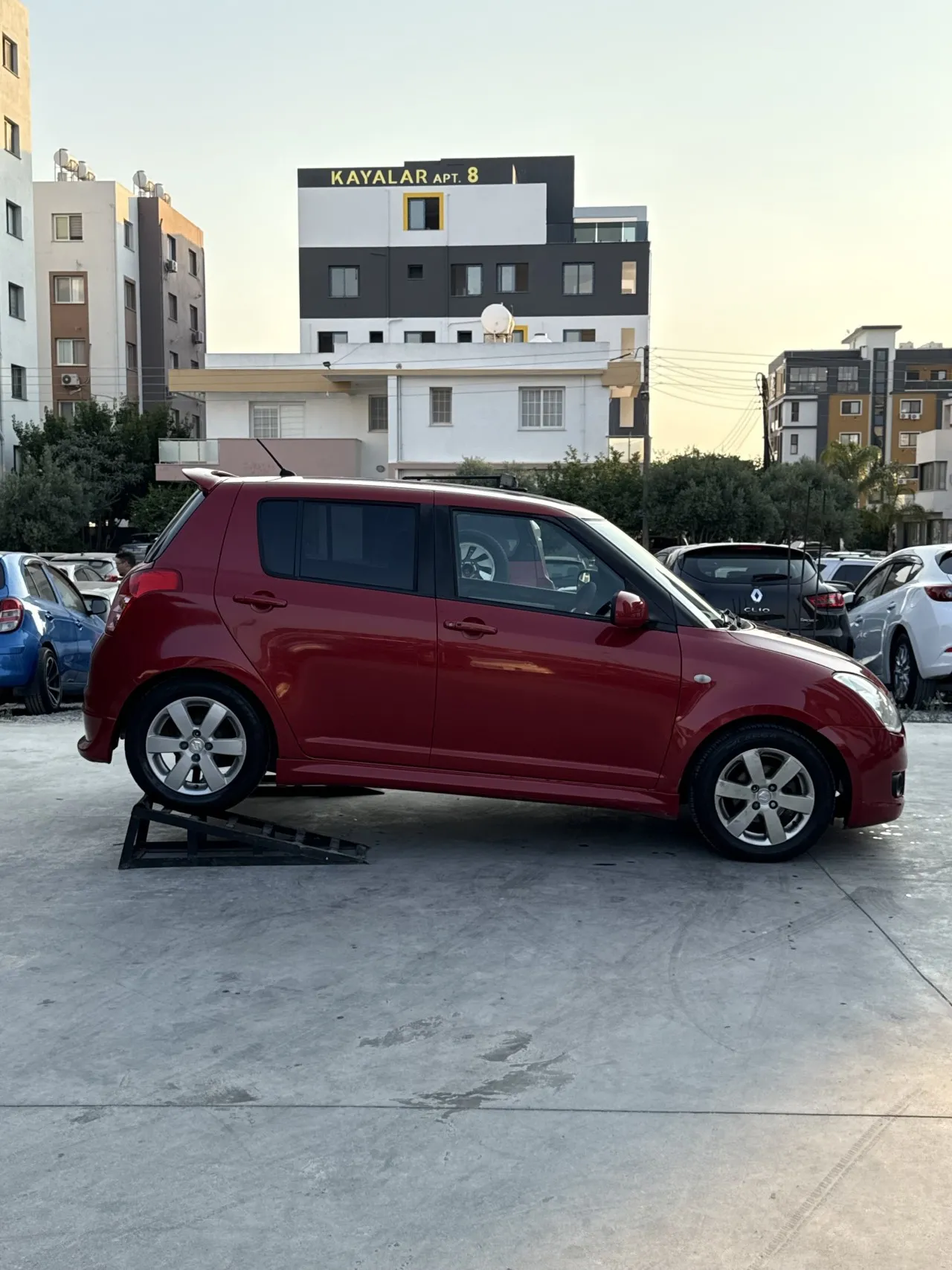 208 Suzuki Swift 1.2 Kıbrıs | KKTC İkinci El Satılık Araba - Thumbnail 4
