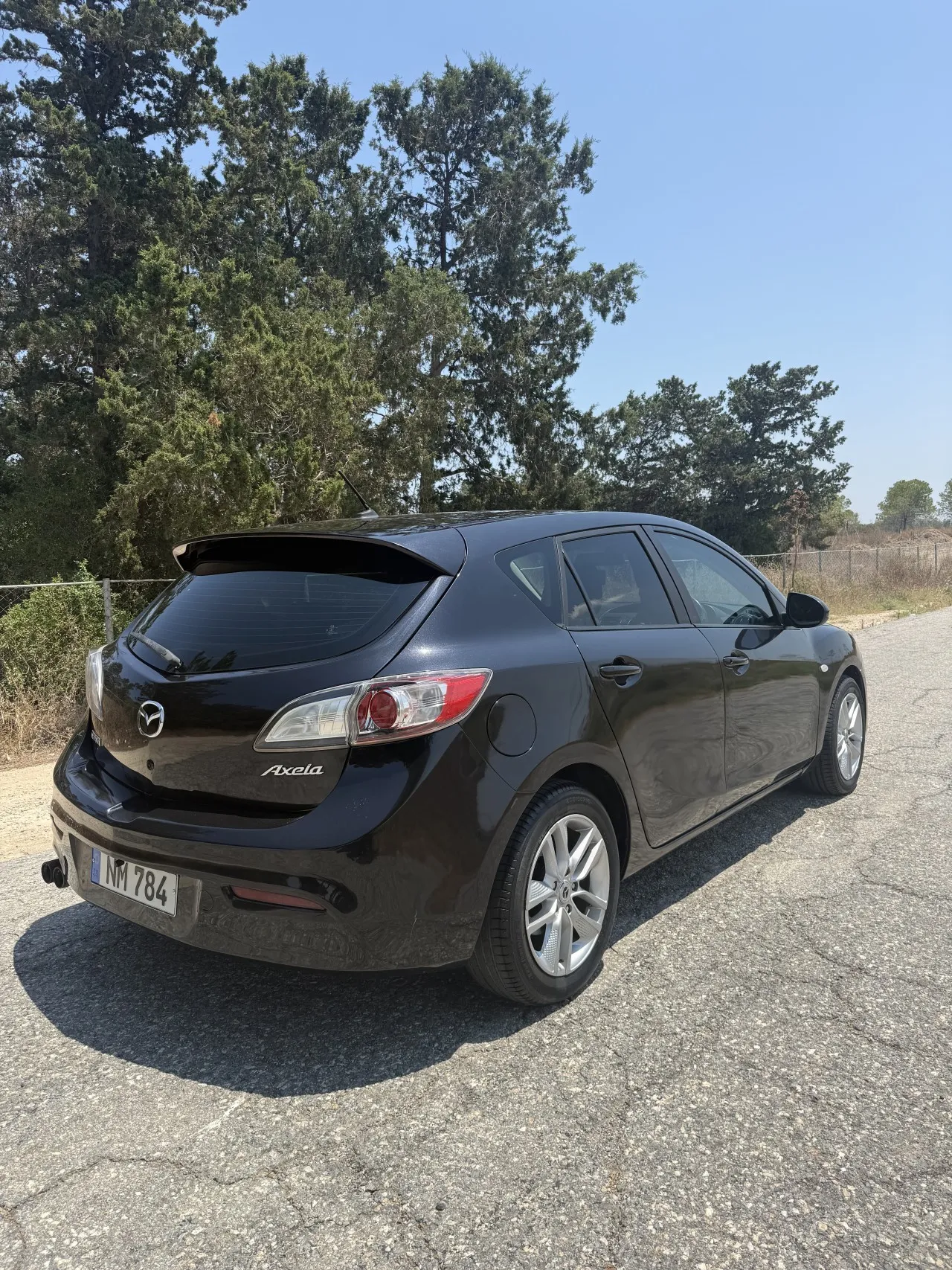 2010 Mazda Axela 1.5 Kıbrıs | KKTC İkinci El Satılık Araba - Thumbnail 3
