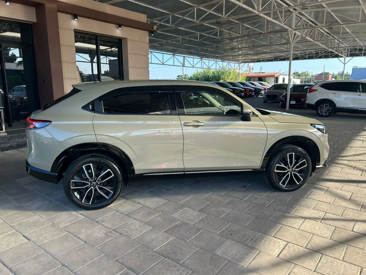 2021 Honda Vezel 1.5 i-VTEC Hybrid Automatic Kıbrıs | KKTC İkinci El Satılık Araba - Thumbnail 5