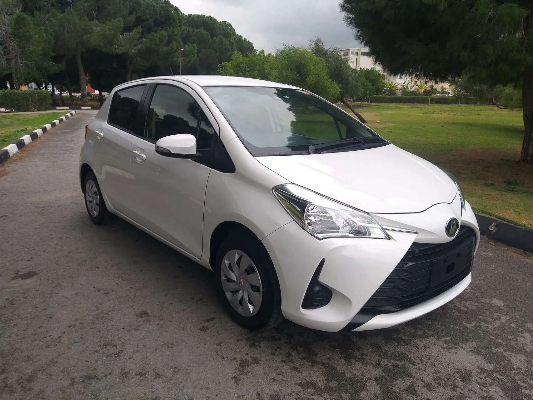 2019 Toyota Vitz 1.0 i 12V Kıbrıs | KKTC İkinci El Satılık Araba - Thumbnail 2