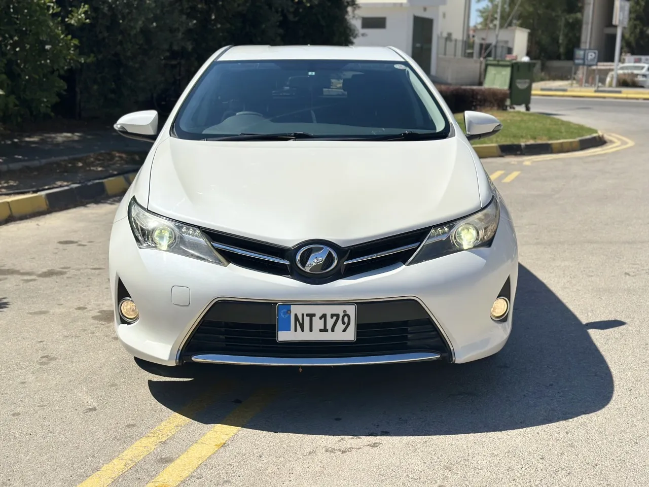 2013 Toyota Auris 1.5 S Kıbrıs | KKTC İkinci El Satılık Araba - Thumbnail 3