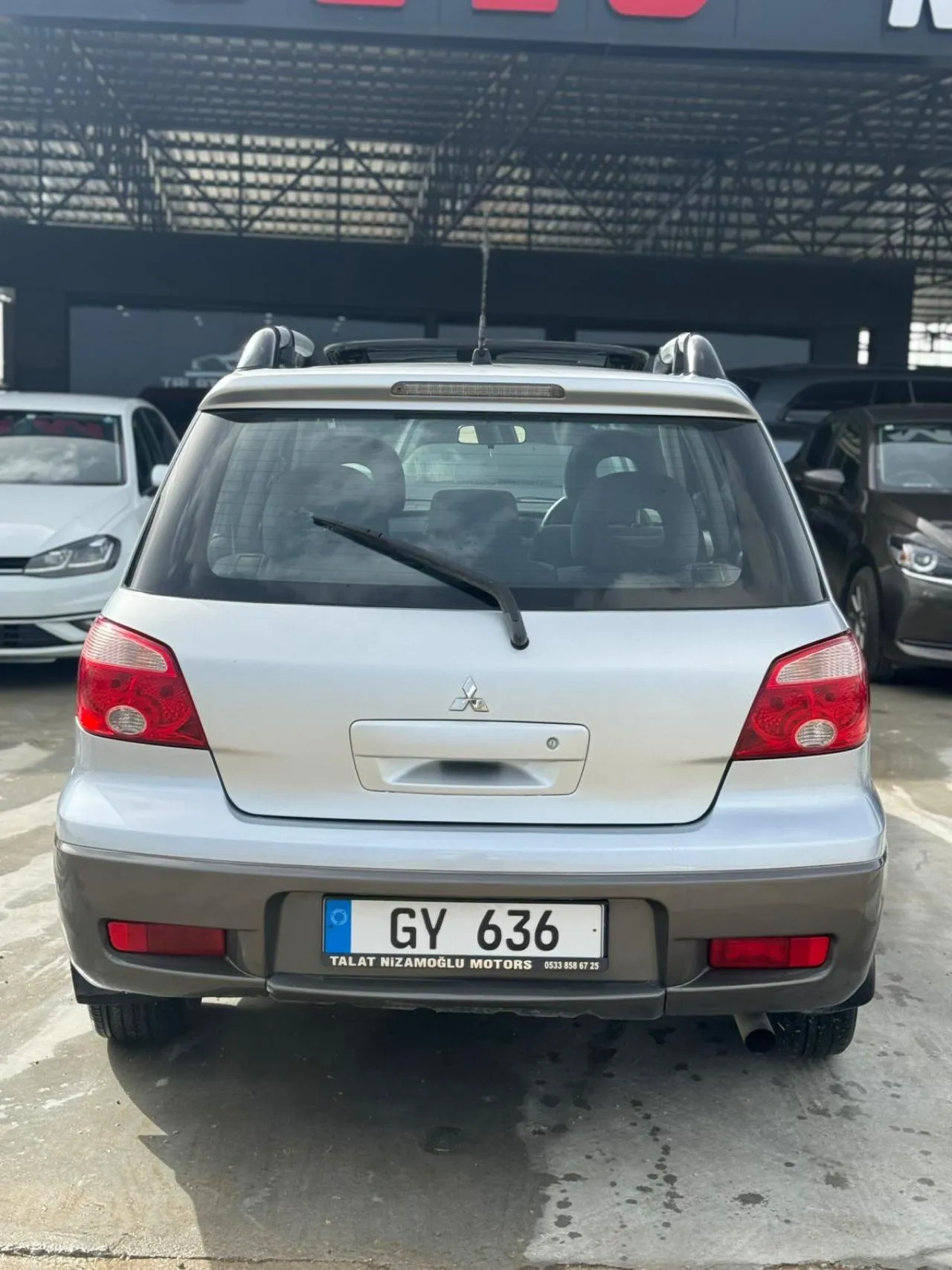 2005 Mitsubishi Outlander 2.4 Kıbrıs | KKTC İkinci El Satılık Araba - Thumbnail 4