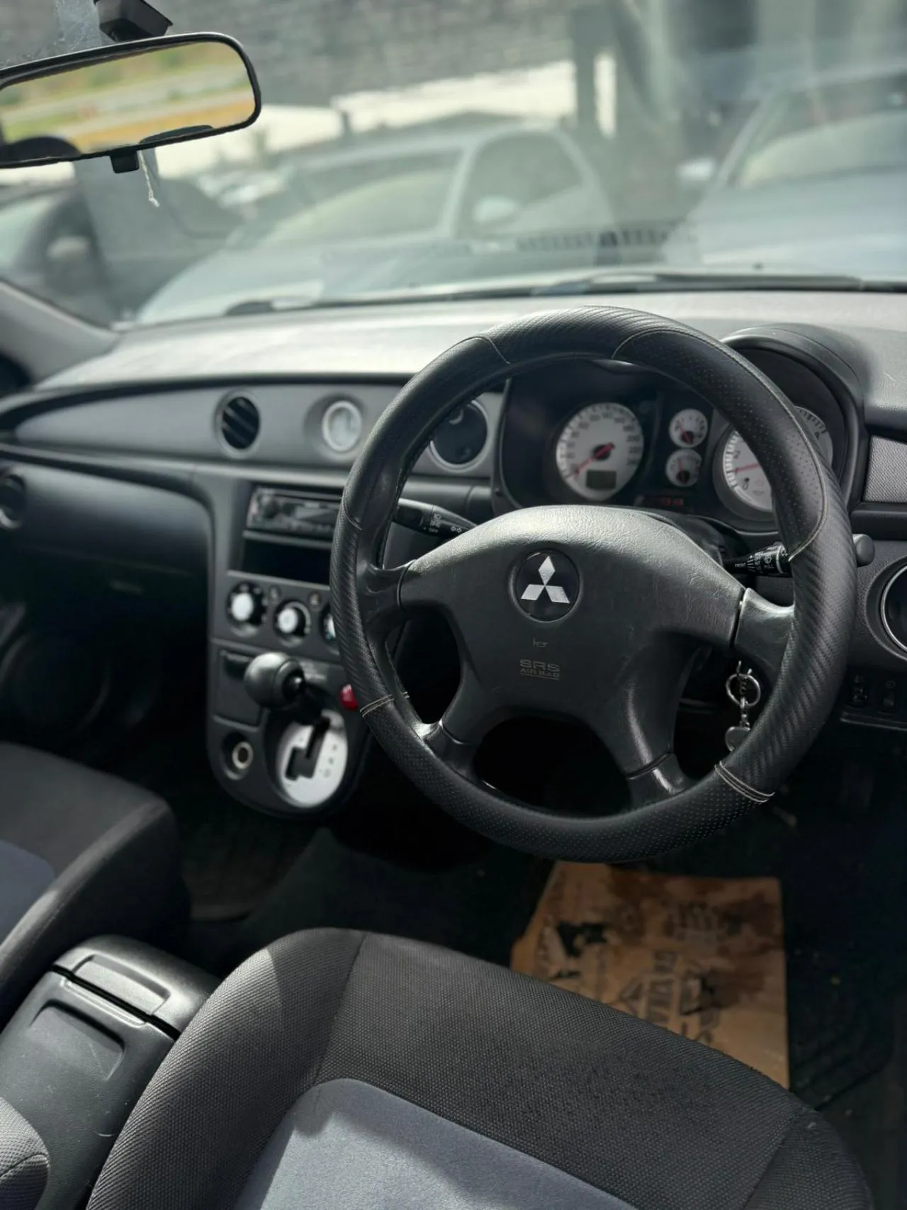 2005 Mitsubishi Outlander 2.4 Kıbrıs | KKTC İkinci El Satılık Araba - Thumbnail 6