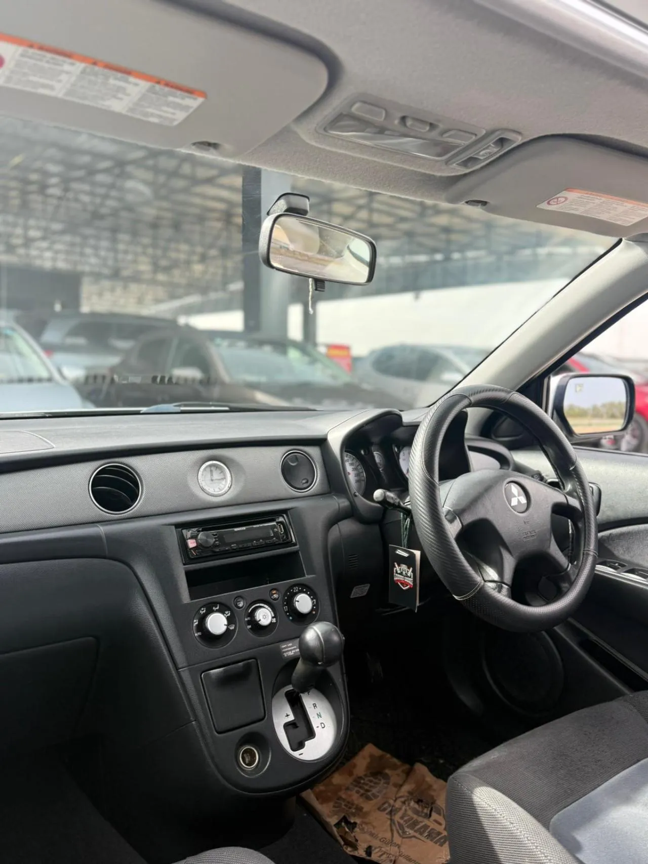 2005 Mitsubishi Outlander 2.4 Kıbrıs | KKTC İkinci El Satılık Araba - Thumbnail 7