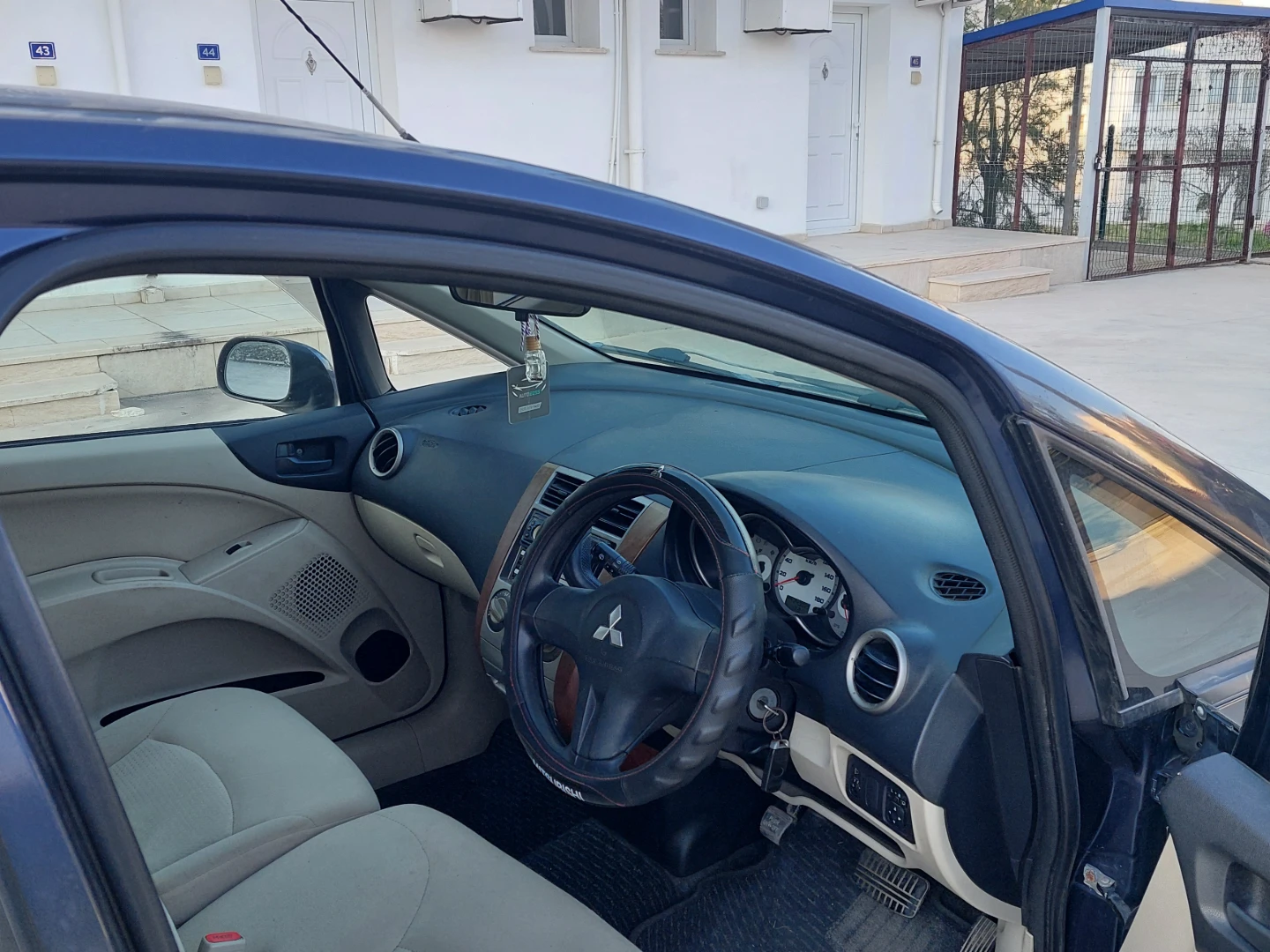 2008 Mitsubishi Colt 1.3 Kıbrıs | KKTC İkinci El Satılık Araba - Thumbnail 5