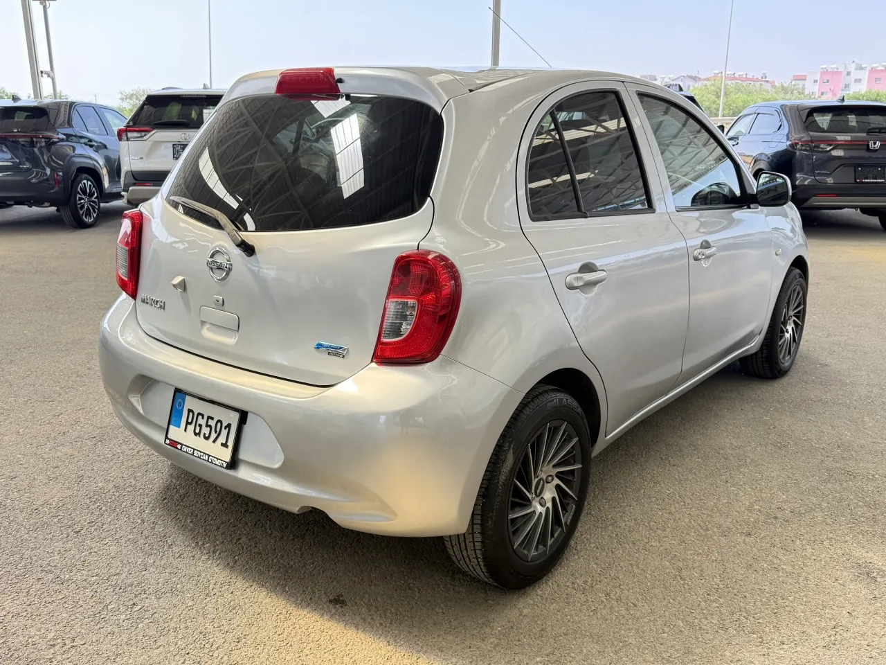 2014 Nissan March 1.2 Kıbrıs | KKTC İkinci El Satılık Araba - Thumbnail 4