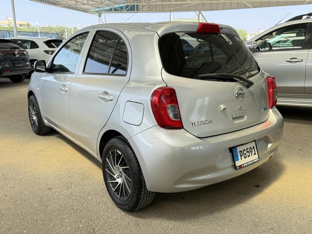 2014 Nissan March 1.2 Kıbrıs | KKTC İkinci El Satılık Araba - Thumbnail 5