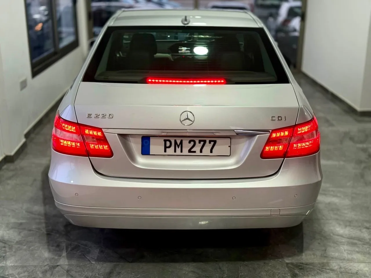 2010 Mercedes-Benz E Serisi E 220 d Kıbrıs | KKTC İkinci El Satılık Araba - Thumbnail 4