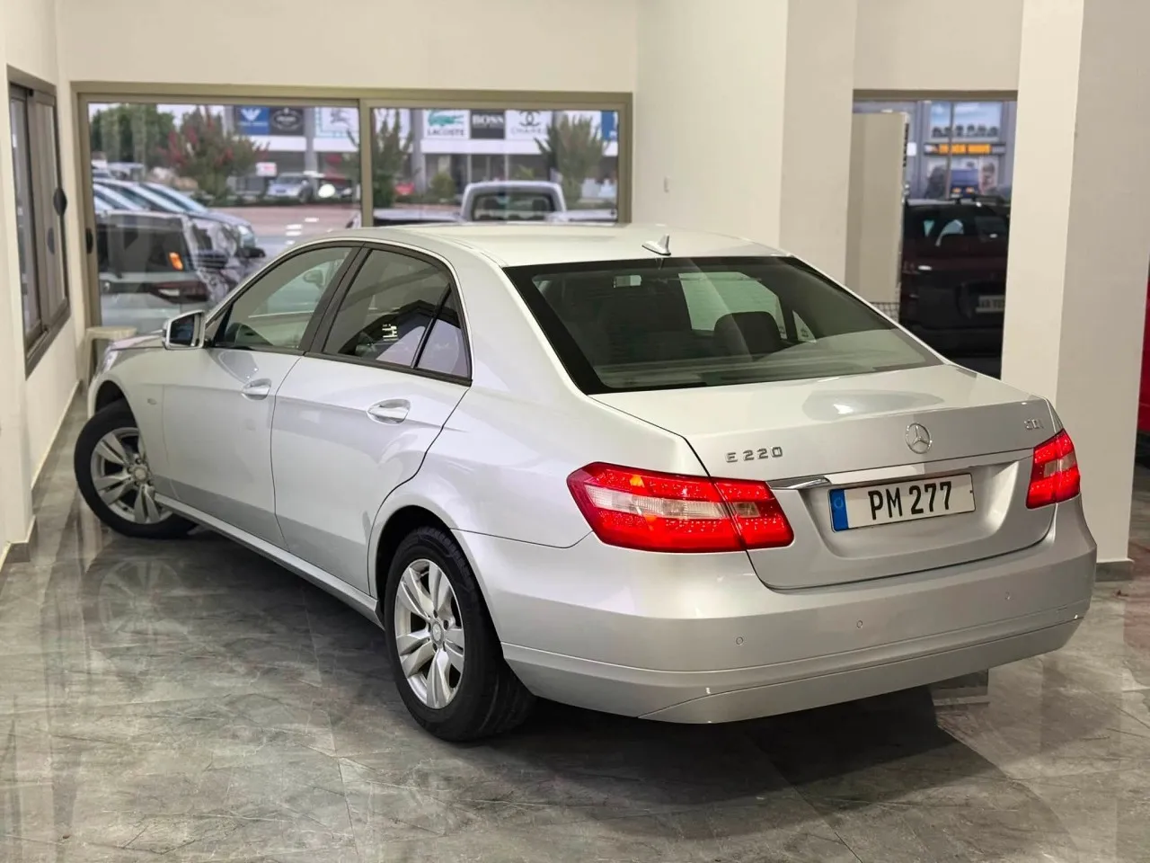 2010 Mercedes-Benz E Serisi E 220 d Kıbrıs | KKTC İkinci El Satılık Araba - Thumbnail 5