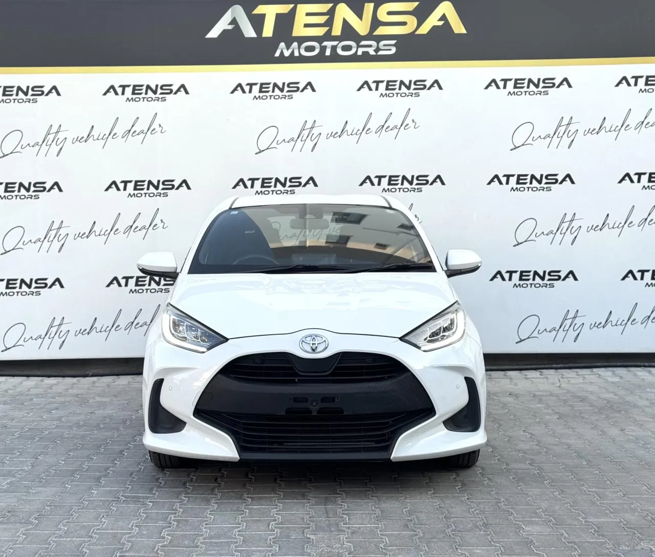 2022 Toyota Yaris 1.5 Kıbrıs | KKTC İkinci El Satılık Araba - Thumbnail 2