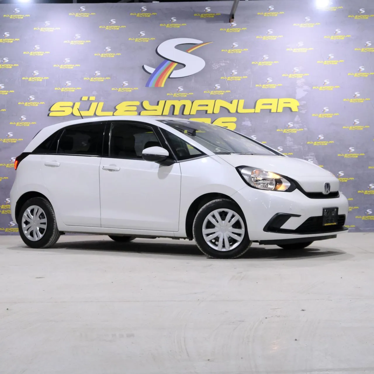 2022 Honda Fit 1.3 Automatic Kıbrıs | KKTC İkinci El Satılık Araba - Fotoğraf 1