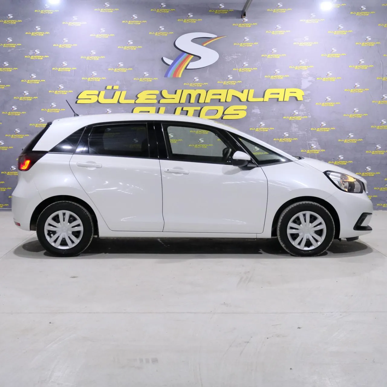 2022 Honda Fit 1.3 Automatic Kıbrıs | KKTC İkinci El Satılık Araba - Thumbnail 3