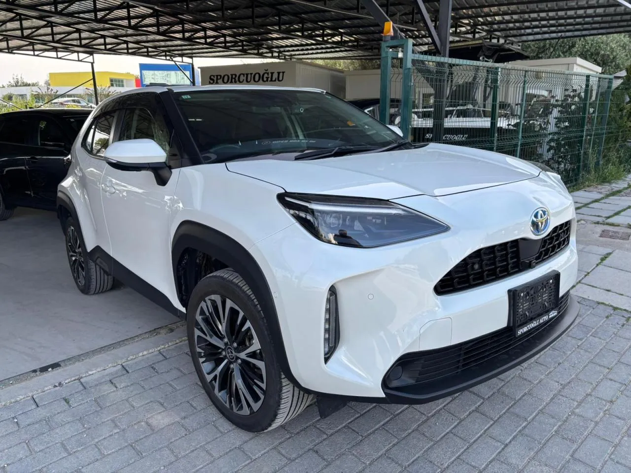 2022 Toyota Yaris Cross Benzin Otomatik Lefkoşa İlan görseli - GalerimPlus