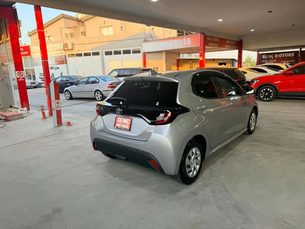 2023 Toyota Yaris 1.5 Kıbrıs | KKTC İkinci El Satılık Araba - Thumbnail 3