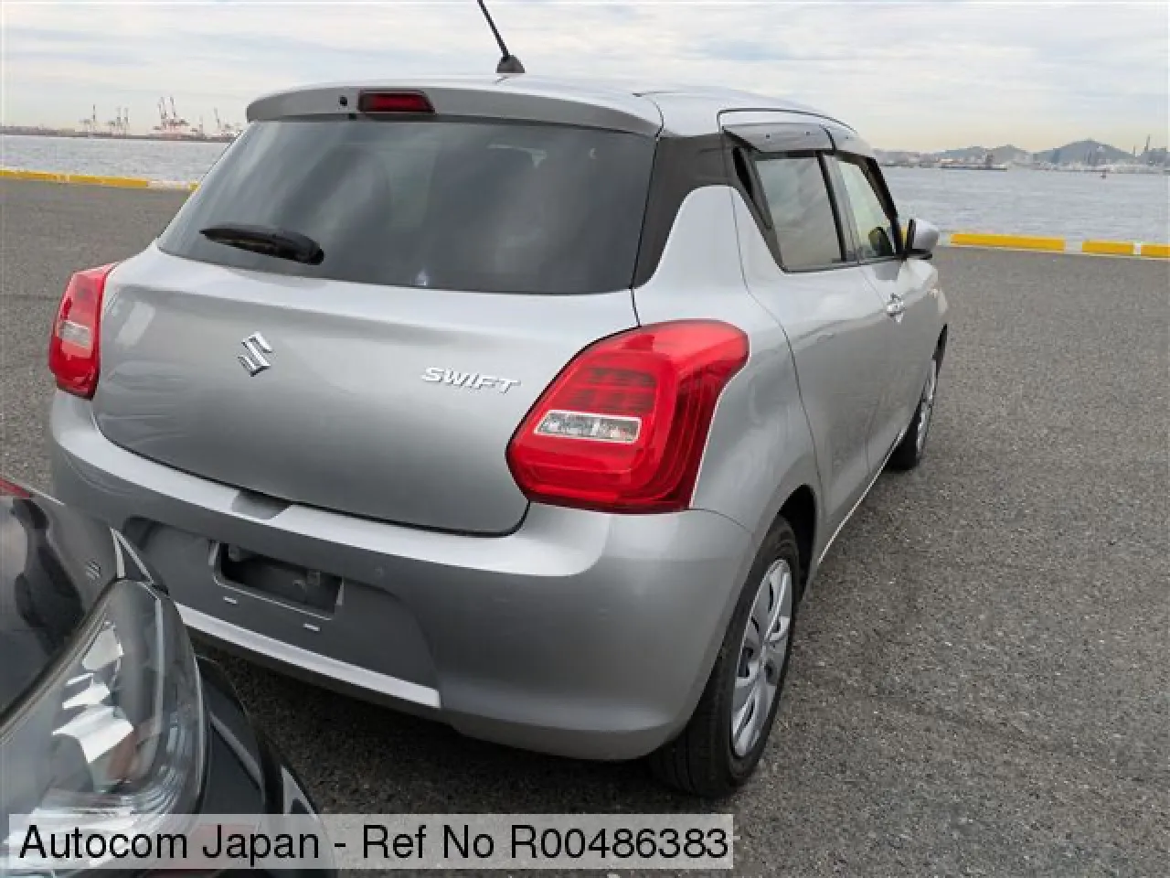2023 Suzuki Swift 1.2 Kıbrıs | KKTC İkinci El Satılık Araba - Thumbnail 5