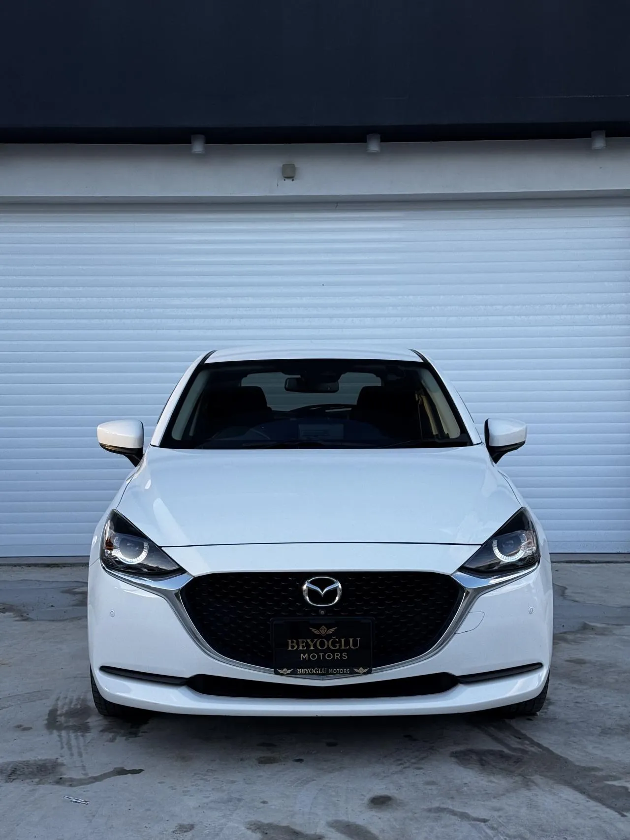 2022 Mazda 2 1.5 Skyactiv-D Kıbrıs | KKTC İkinci El Satılık Araba - Thumbnail 2
