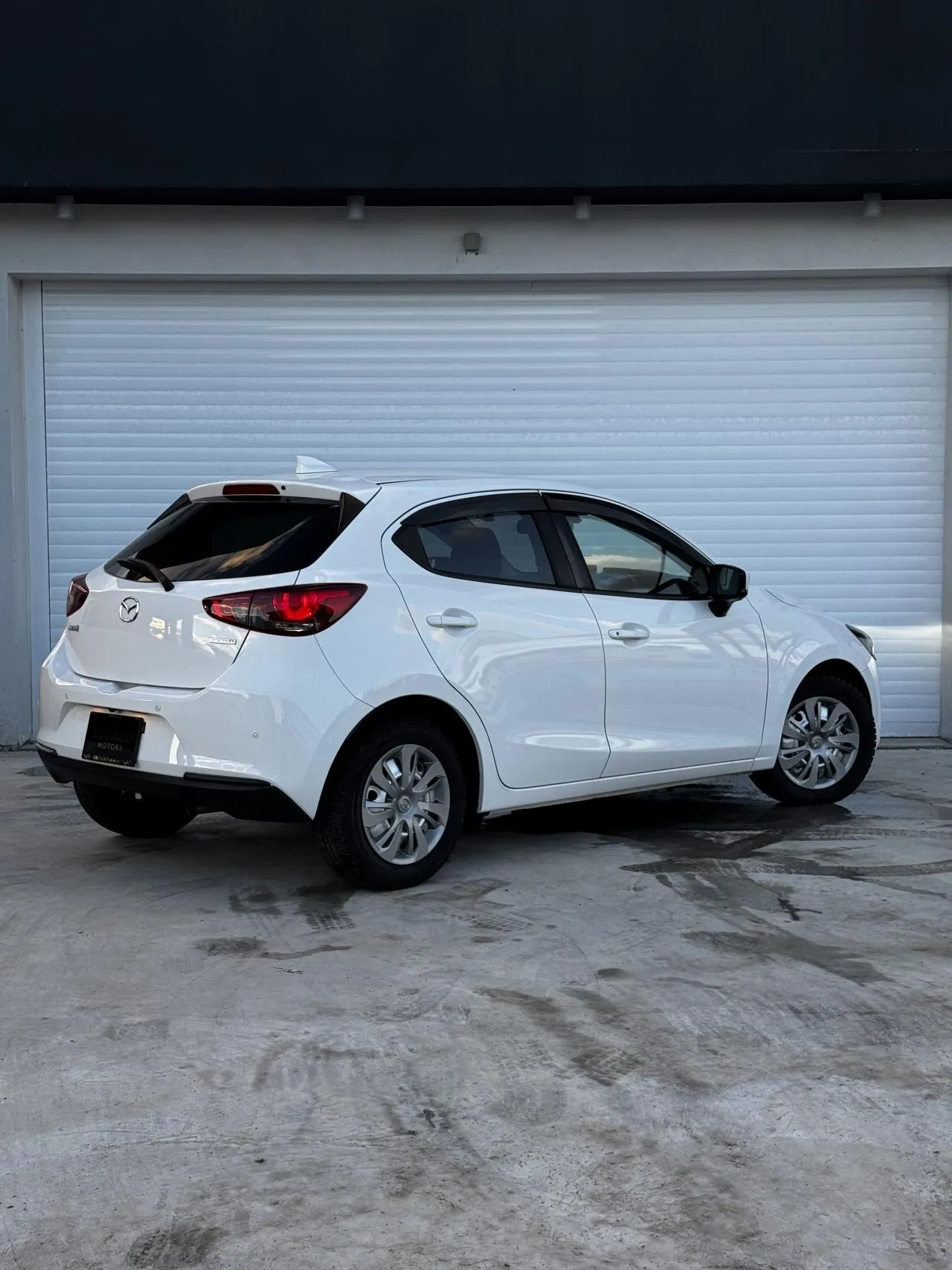 2022 Mazda 2 1.5 Skyactiv-D Kıbrıs | KKTC İkinci El Satılık Araba - Thumbnail 4