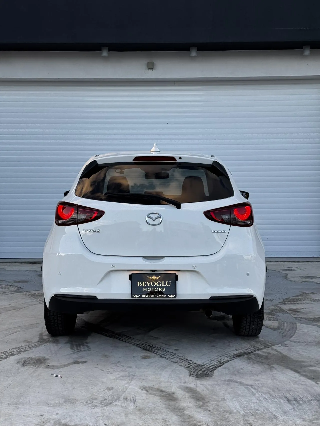 2022 Mazda 2 1.5 Skyactiv-D Kıbrıs | KKTC İkinci El Satılık Araba - Thumbnail 5