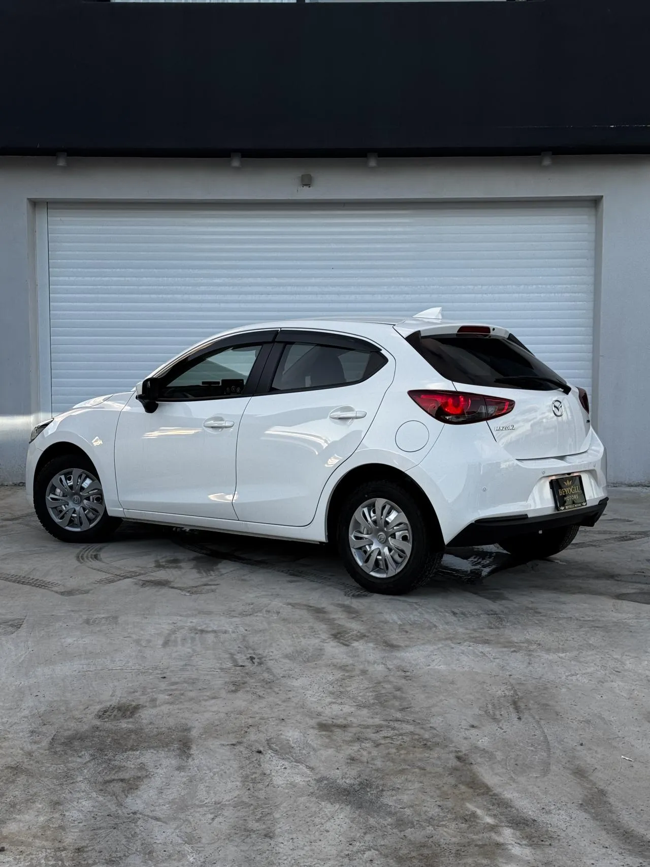 2022 Mazda 2 1.5 Skyactiv-D Kıbrıs | KKTC İkinci El Satılık Araba - Thumbnail 6