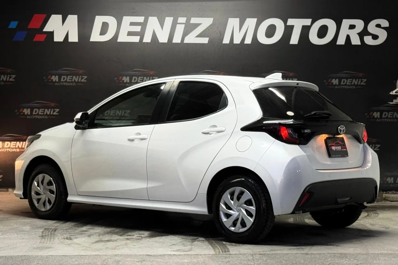 2024 Toyota Yaris 1.5 Kıbrıs | KKTC İkinci El Satılık Araba - Thumbnail 3