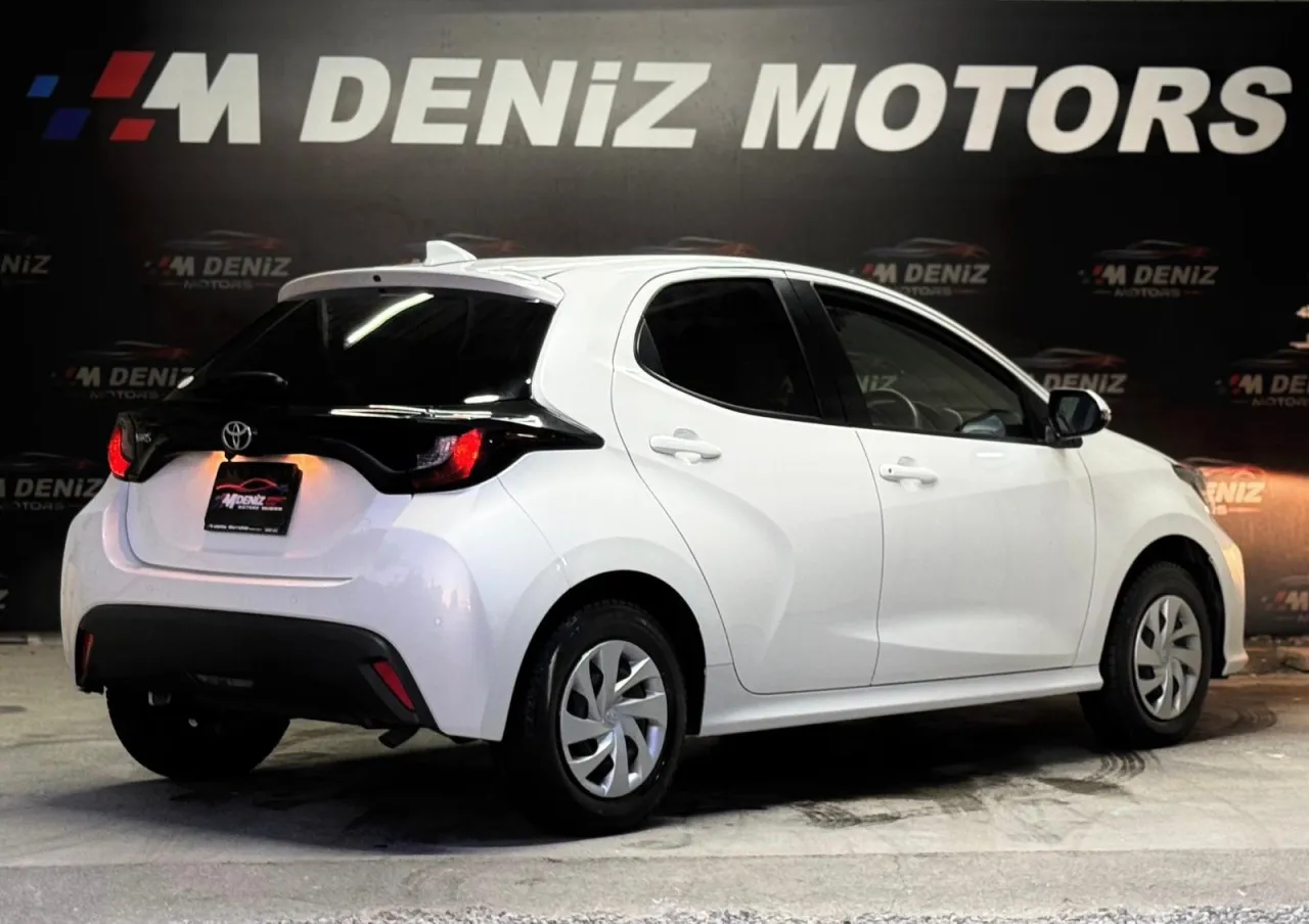 2024 Toyota Yaris 1.5 Kıbrıs | KKTC İkinci El Satılık Araba - Thumbnail 4