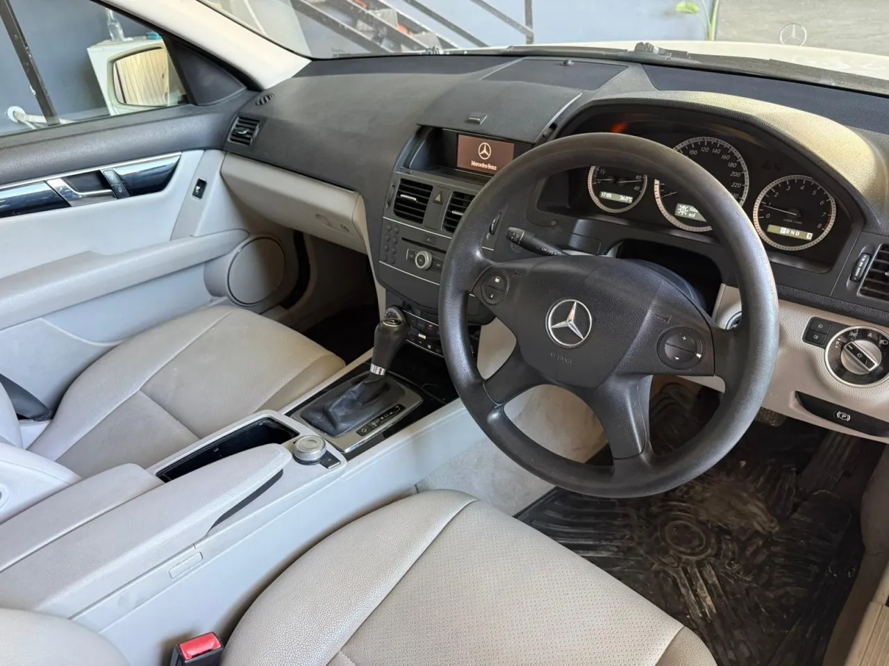 2010 Mercedes-Benz C Serisi C 180 Kıbrıs | KKTC İkinci El Satılık Araba - Thumbnail 2