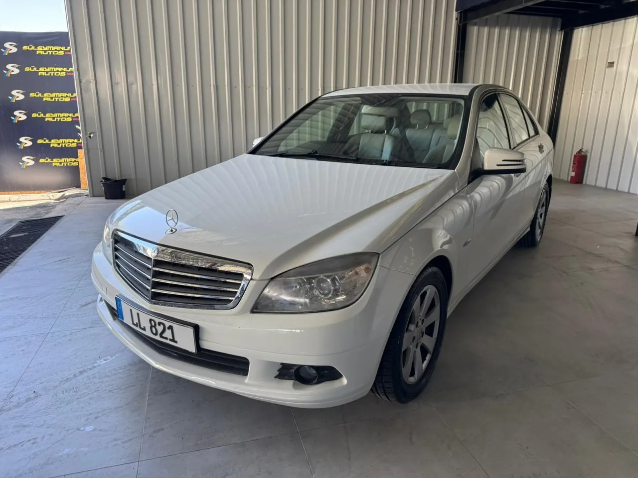 2010 Mercedes-Benz C Serisi C 180 Kıbrıs | KKTC İkinci El Satılık Araba - Thumbnail 4