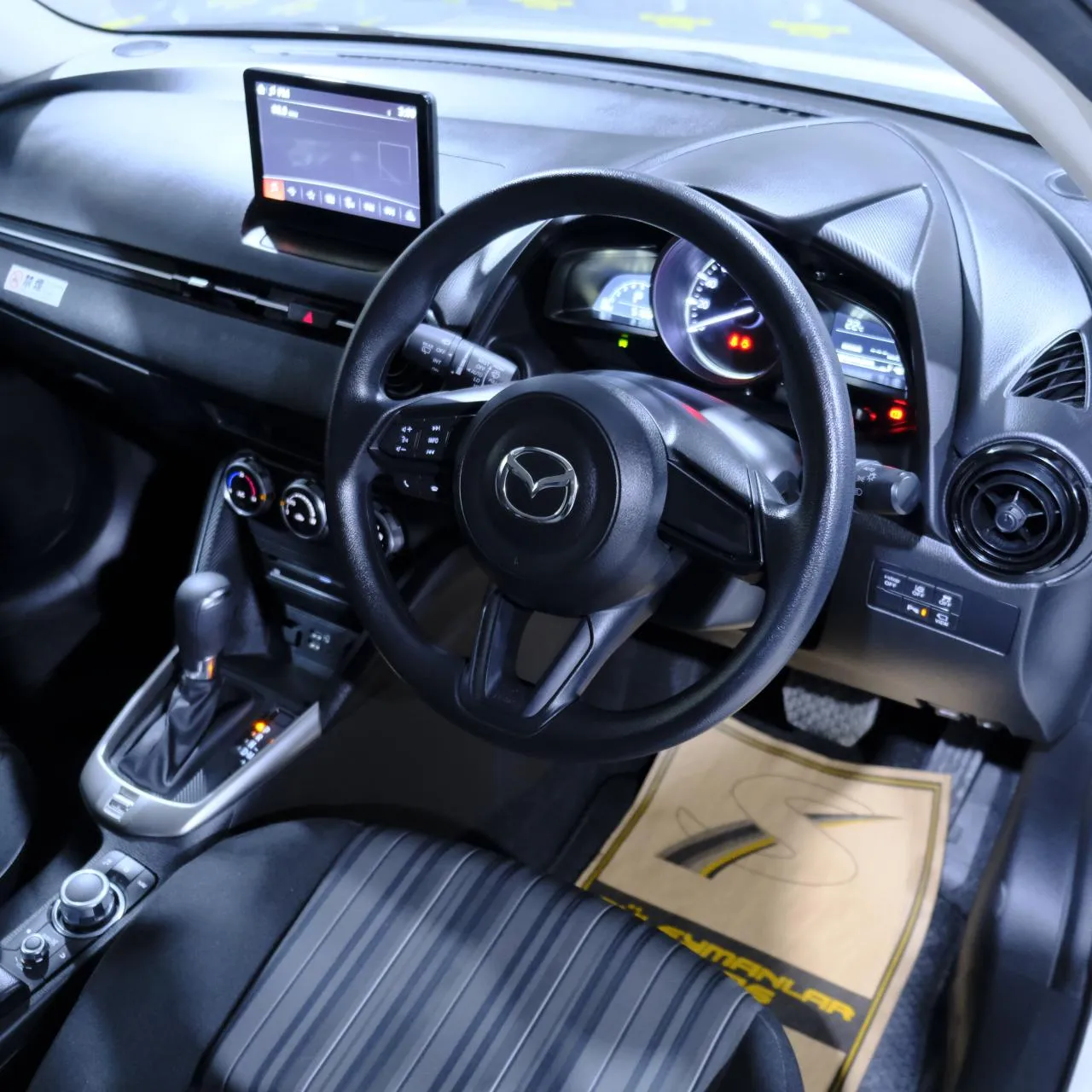 2023 Mazda 2 1.5 Sky-G Kıbrıs | KKTC İkinci El Satılık Araba - Thumbnail 5