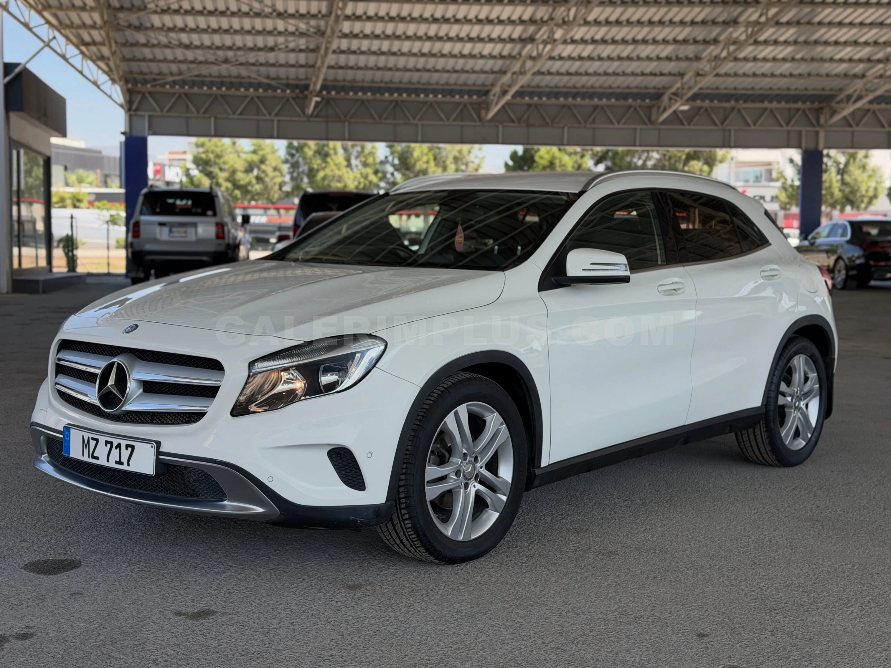 2014 Mercedes-Benz GLA 180 Kıbrıs | KKTC İkinci El Satılık Araba - Thumbnail 2