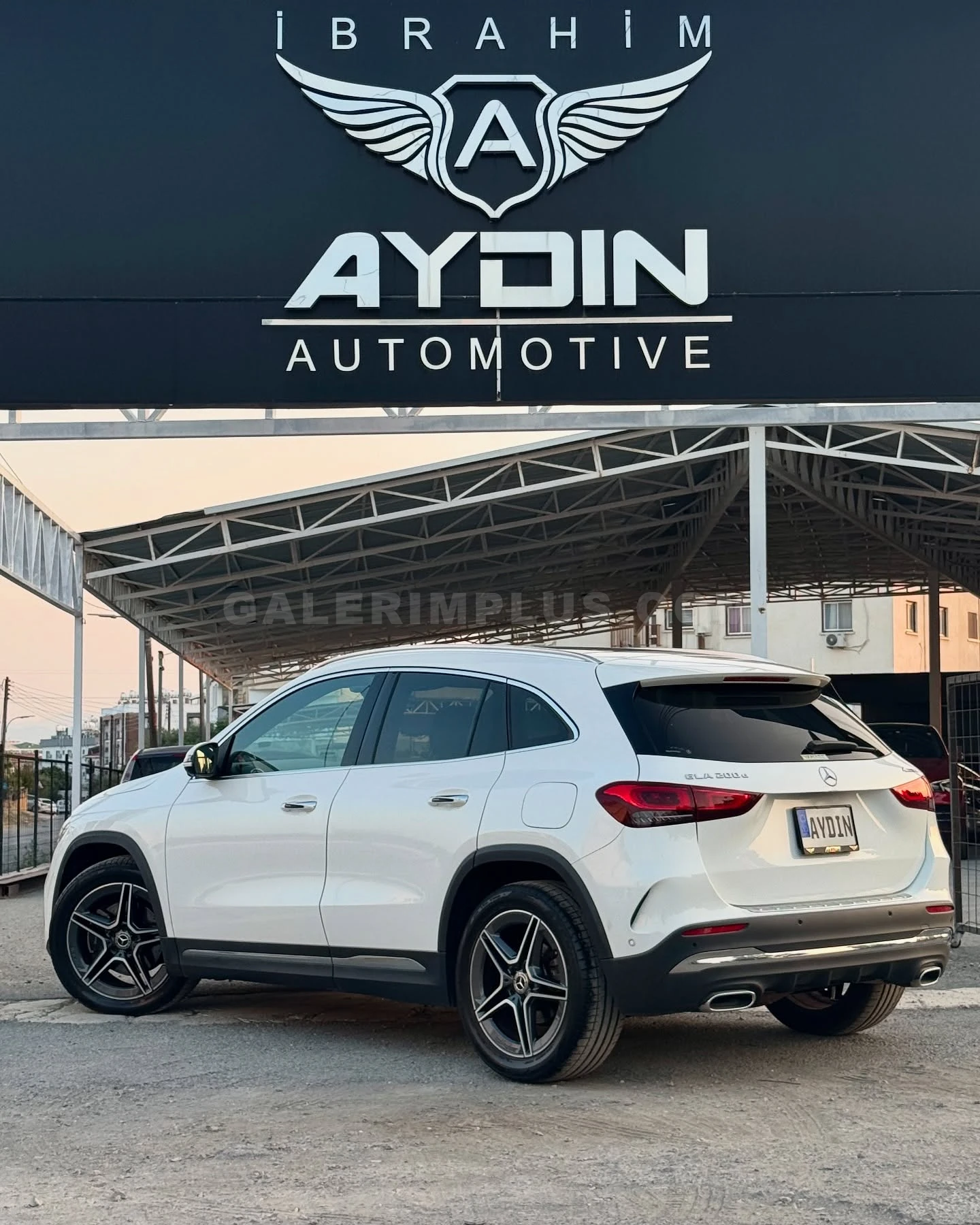 2020 Mercedes-Benz GLA 200d Kıbrıs | KKTC İkinci El Satılık Araba - Thumbnail 4