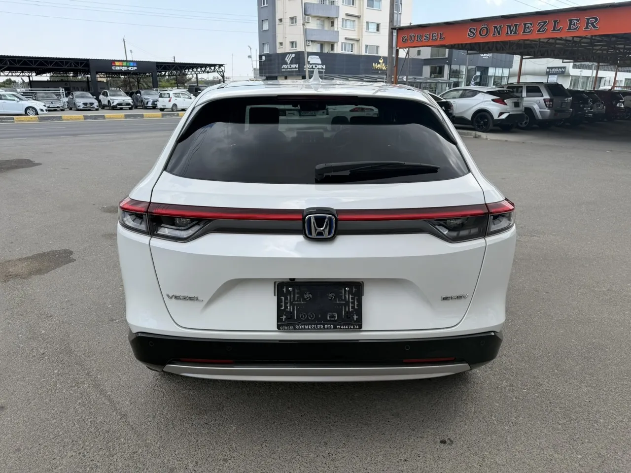 2024 Honda Vezel 1.5 i-VTEC Hybrid Automatic Kıbrıs | KKTC İkinci El Satılık Araba - Thumbnail 4
