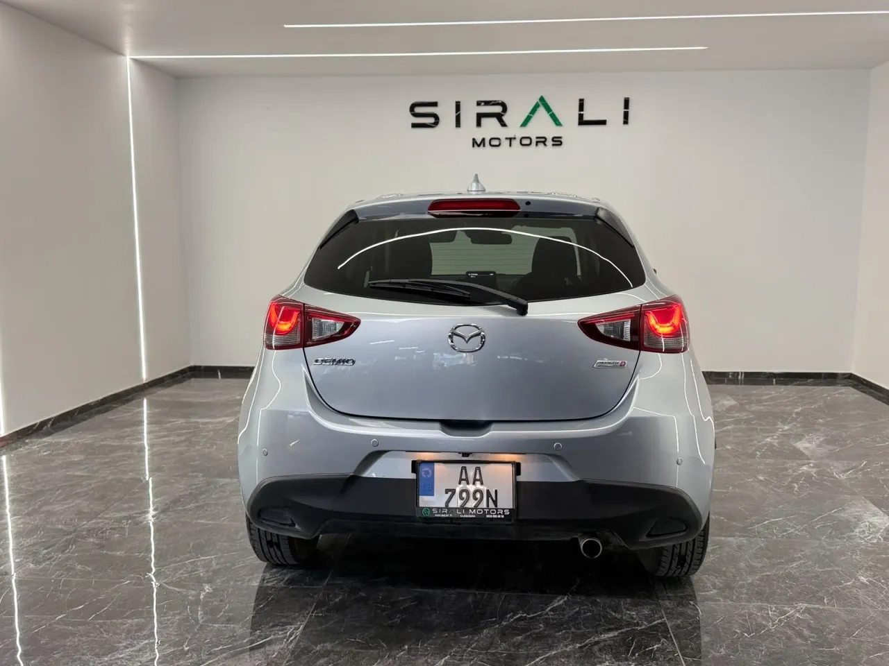 2020 Mazda 2 1.5 Skyactiv-D Kıbrıs | KKTC İkinci El Satılık Araba - Thumbnail 5