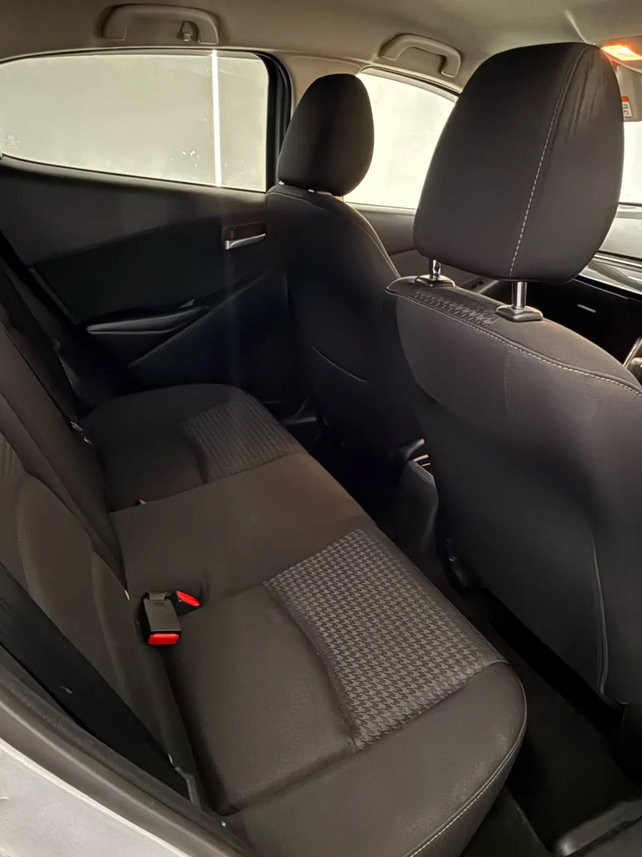2020 Mazda 2 1.5 Skyactiv-D Kıbrıs | KKTC İkinci El Satılık Araba - Thumbnail 8