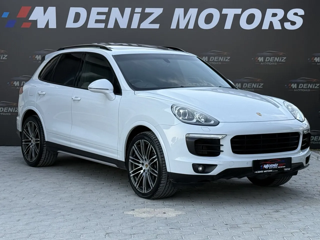 2017 Porsche Cayenne Platinum Edition Kıbrıs | KKTC İkinci El Satılık Araba - Fotoğraf 1