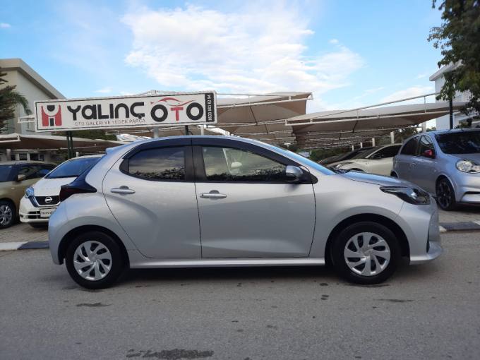 Toyota Yaris 2021 Satılık İkinci El - Thumbnail 2