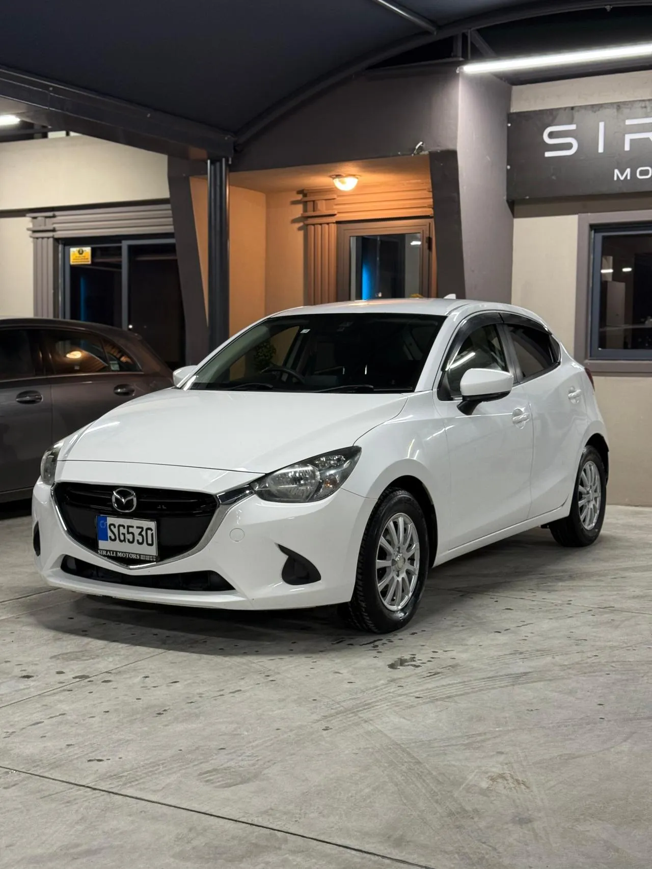2017 Mazda Demio 1.5 Kıbrıs | KKTC İkinci El Satılık Araba - Fotoğraf 1