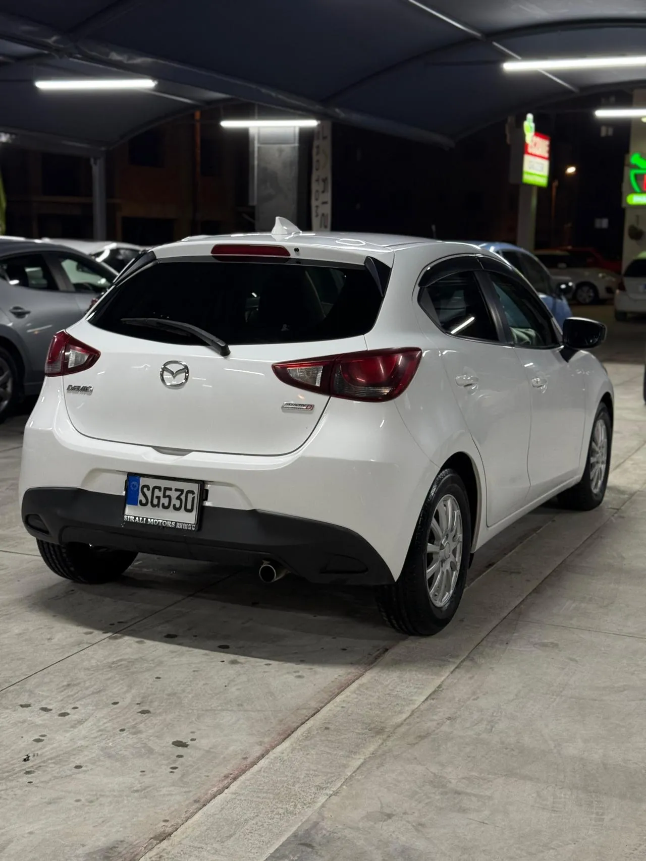 2017 Mazda Demio 1.5 Kıbrıs | KKTC İkinci El Satılık Araba - Thumbnail 7