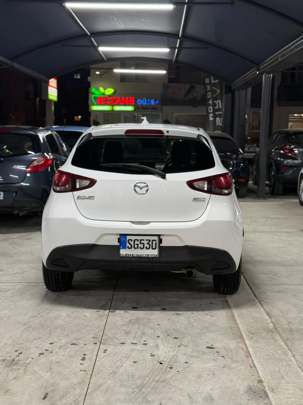2017 Mazda Demio 1.5 Kıbrıs | KKTC İkinci El Satılık Araba - Thumbnail 8