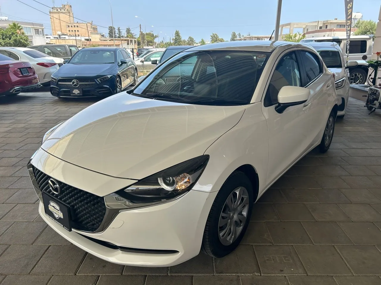 2022 Mazda 2 1.5 Sky-G Kıbrıs | KKTC İkinci El Satılık Araba - Thumbnail 3