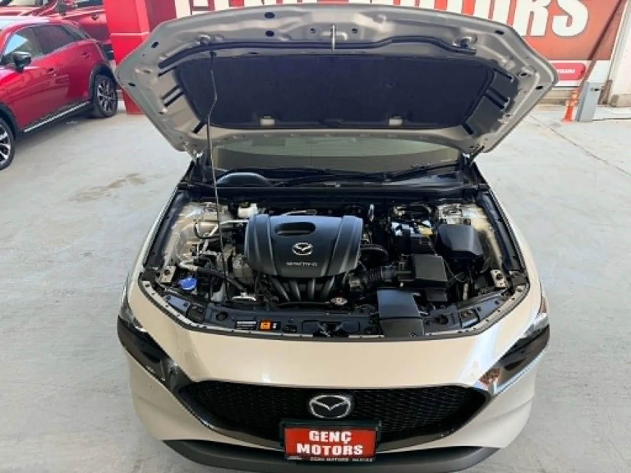 2023 Mazda 3 1.5 SkyActive-G Kıbrıs | KKTC İkinci El Satılık Araba - Thumbnail 4