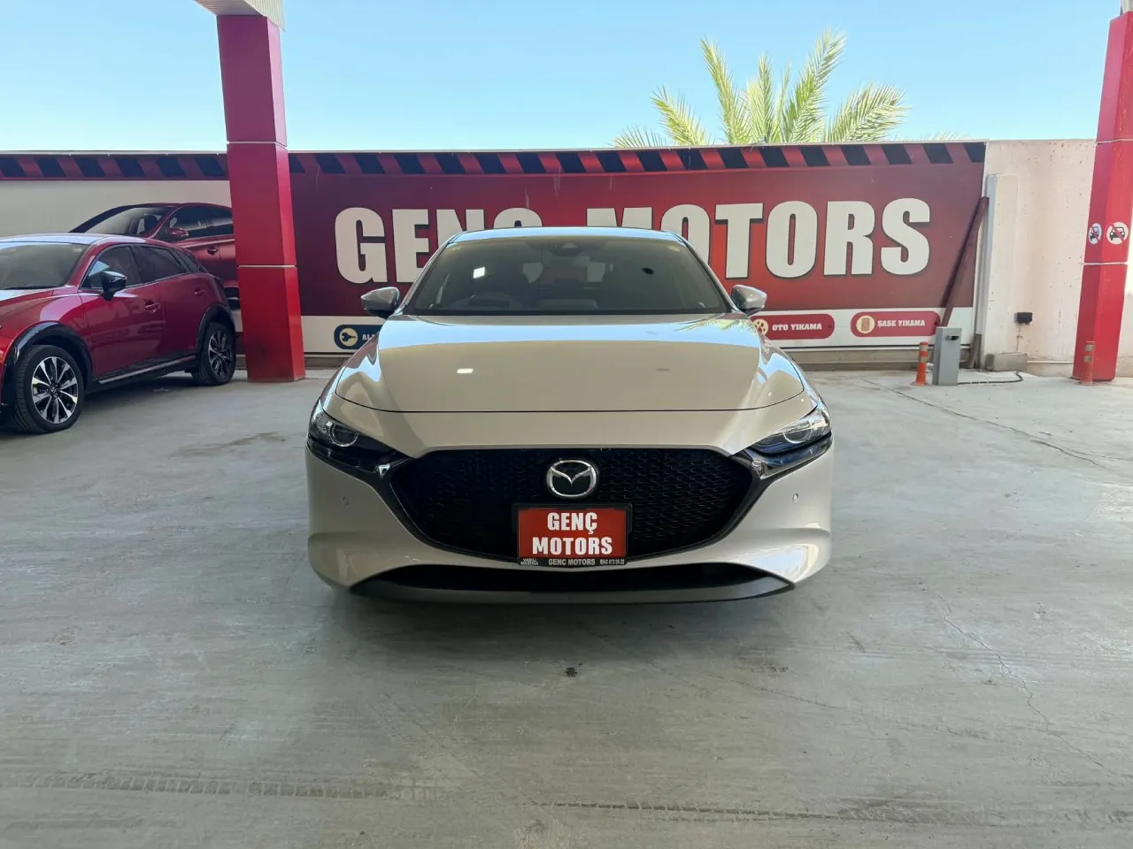 2023 Mazda 3 1.5 SkyActive-G Kıbrıs | KKTC İkinci El Satılık Araba - Thumbnail 8
