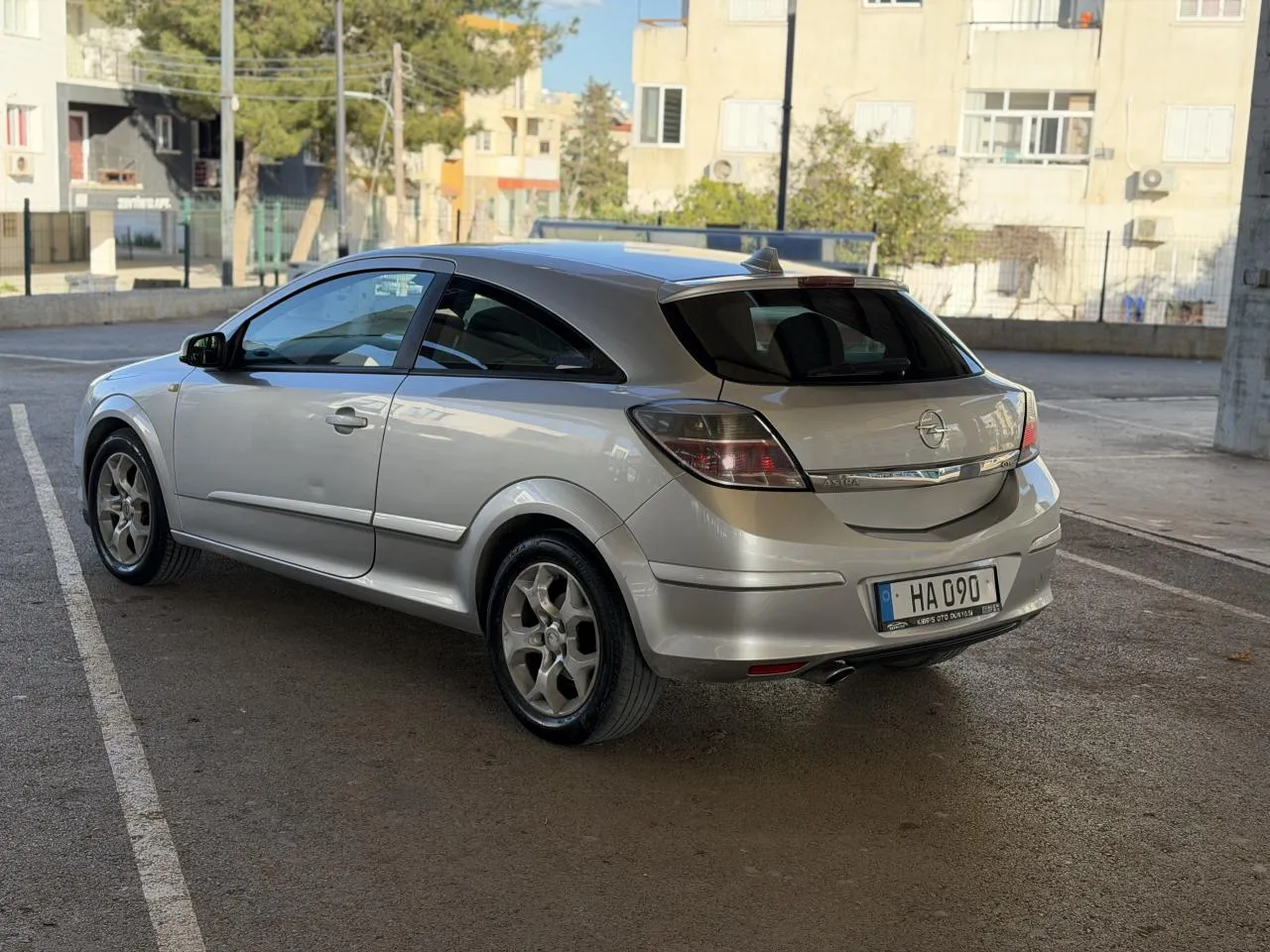 2007 Opel Astra 1.6 Kıbrıs | KKTC İkinci El Satılık Araba - Thumbnail 4