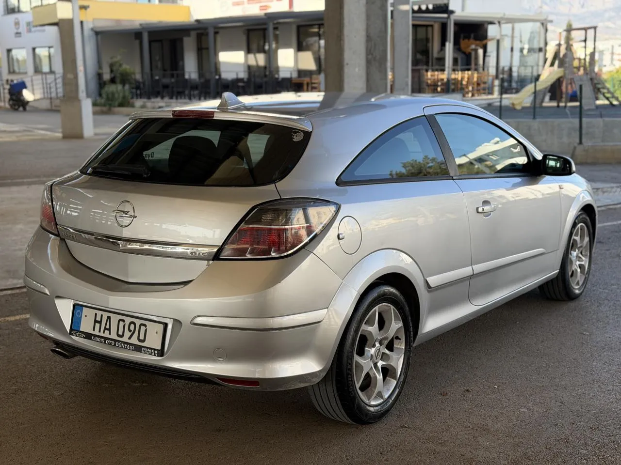 2007 Opel Astra 1.6 Kıbrıs | KKTC İkinci El Satılık Araba - Thumbnail 5