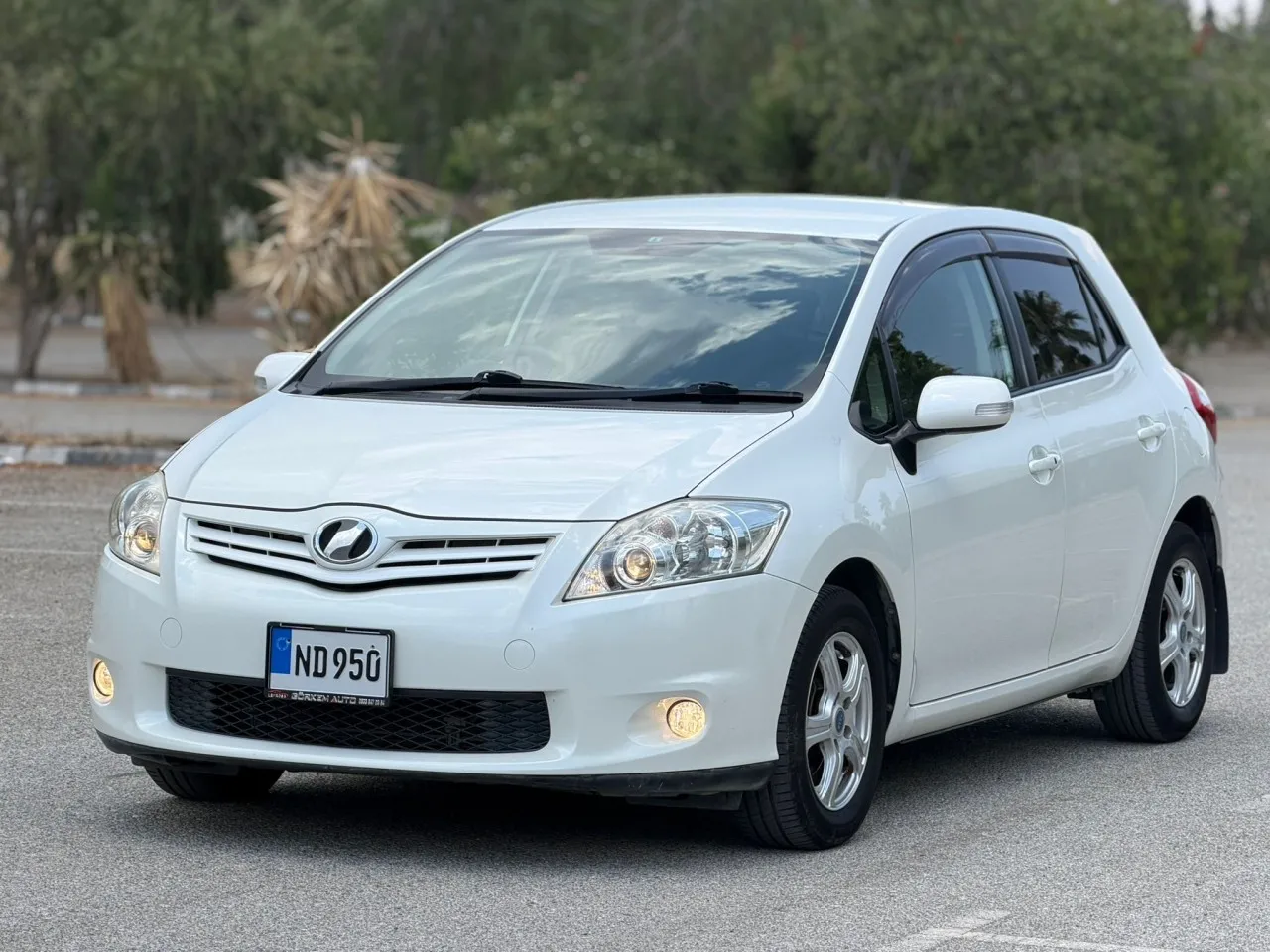 2010 Toyota Auris 1.5 S Kıbrıs | KKTC İkinci El Satılık Araba - Fotoğraf 1