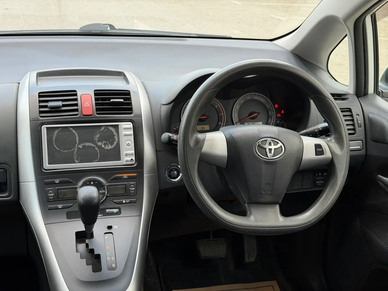 2010 Toyota Auris 1.5 S Kıbrıs | KKTC İkinci El Satılık Araba - Thumbnail 2