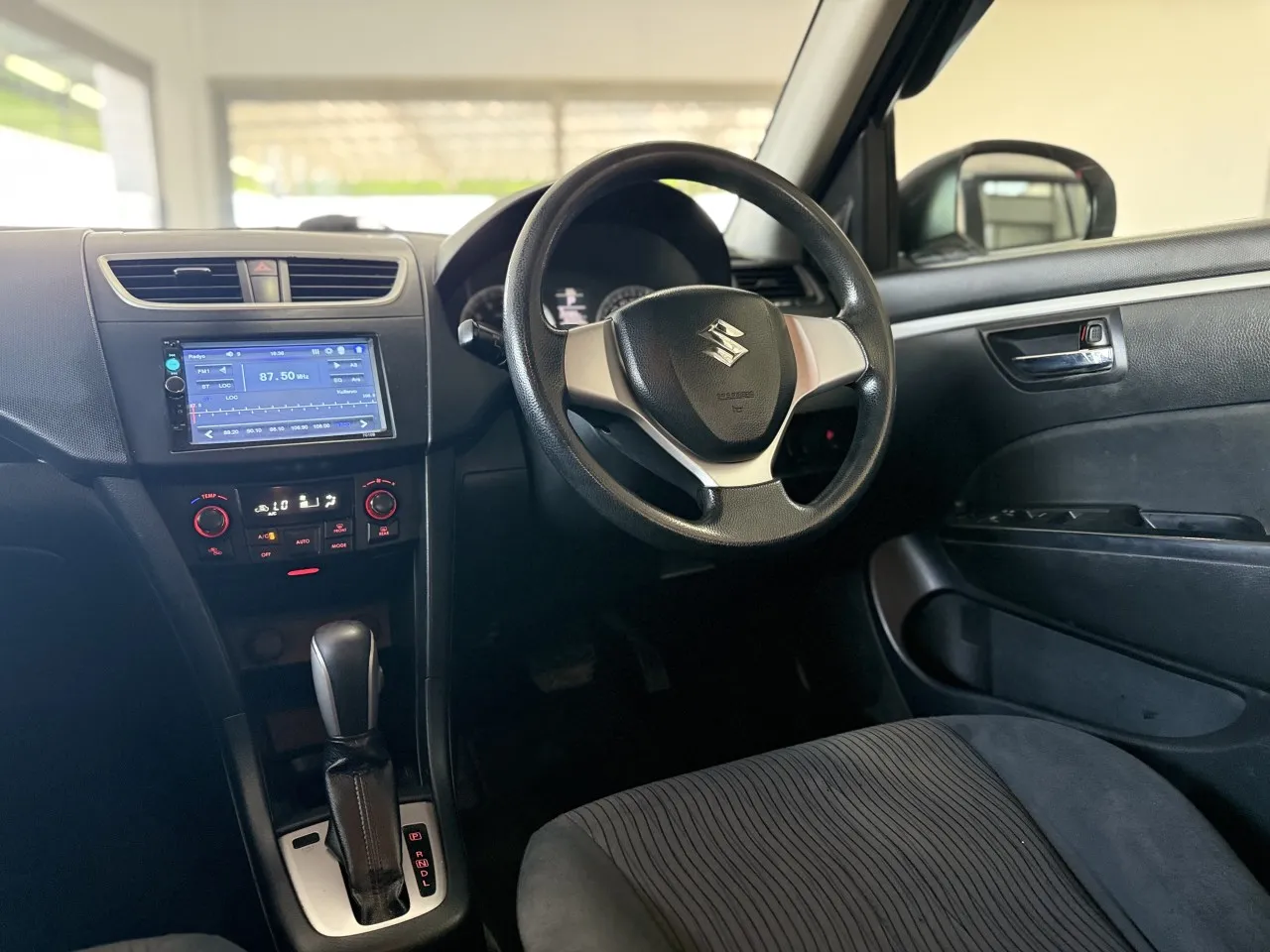 2013 Suzuki Swift 1.3 Kıbrıs | KKTC İkinci El Satılık Araba - Thumbnail 4