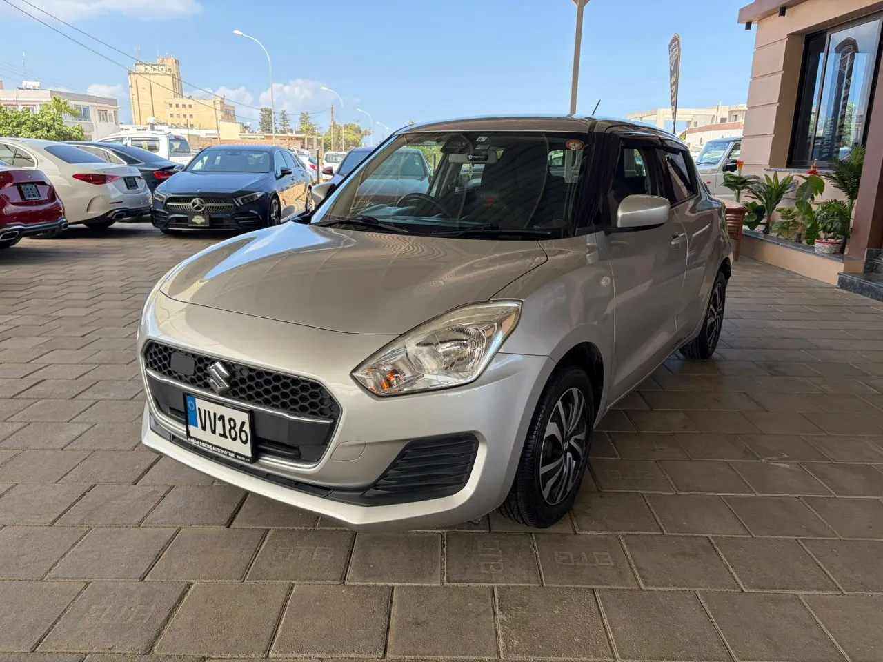 2019 Suzuki Swift 1.2 Kıbrıs | KKTC İkinci El Satılık Araba - Thumbnail 3