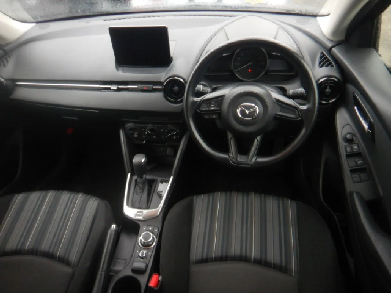2022 Mazda 2 1.5 Sky-G Kıbrıs | KKTC İkinci El Satılık Araba - Thumbnail 6